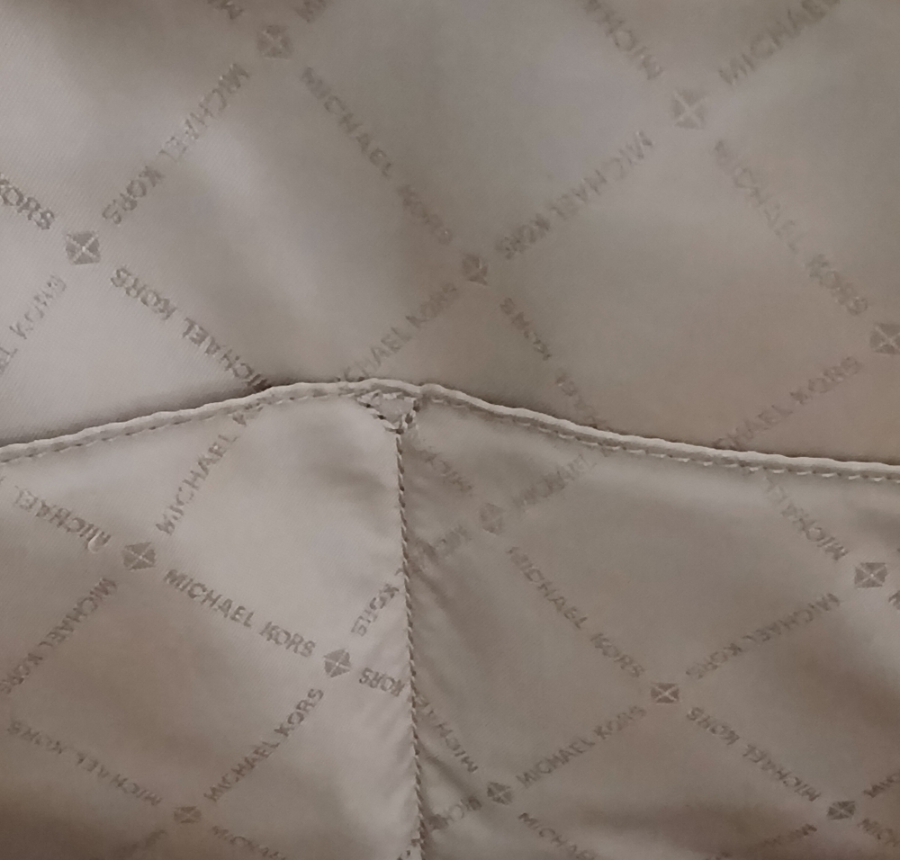 Fabulous Michael Kors Mirella Tote - Picture 13 of 14
